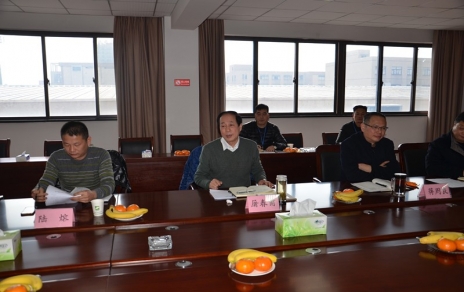 集思广益促发展，进行市场下家客商座谈会