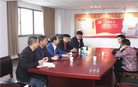 滴水之恩万心暖  寸草之心三春晖