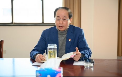 加强党性觉醒  引发前锋作用  ――召开党员大会暨组织生涯会