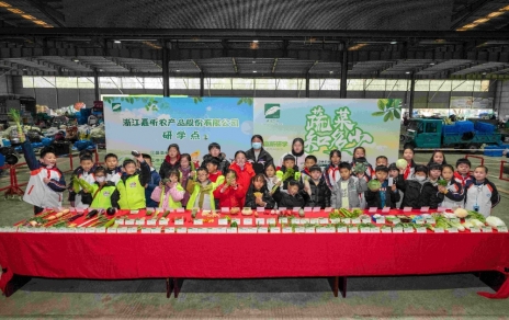 索求未知 崇德向善 寓教于乐 助力成长