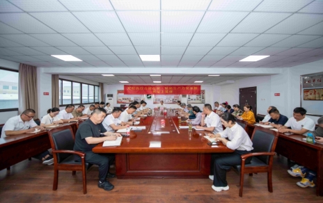 以学促杏注以行促干、正风肃纪，勤廉并沉干事业！